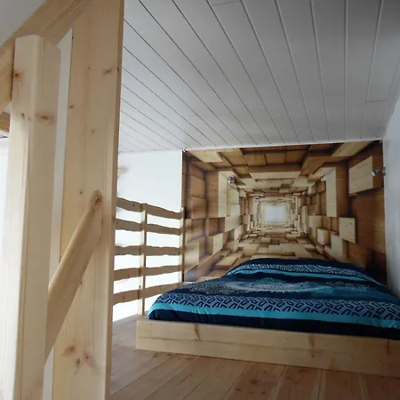 L'ecole Buissonniere 3* Combrand