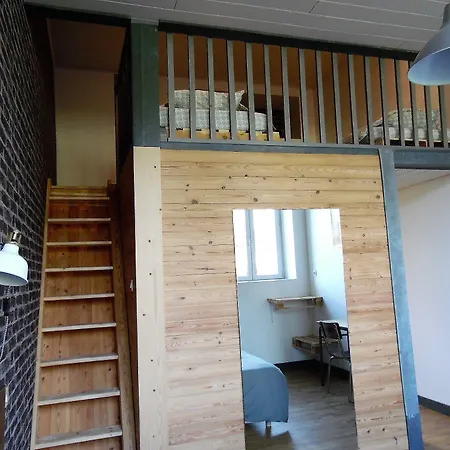 L'ecole Buissonniere Vendégház Combrand