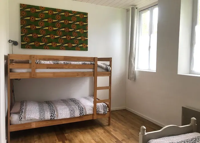 L'école Buissonnière 3* Combrand